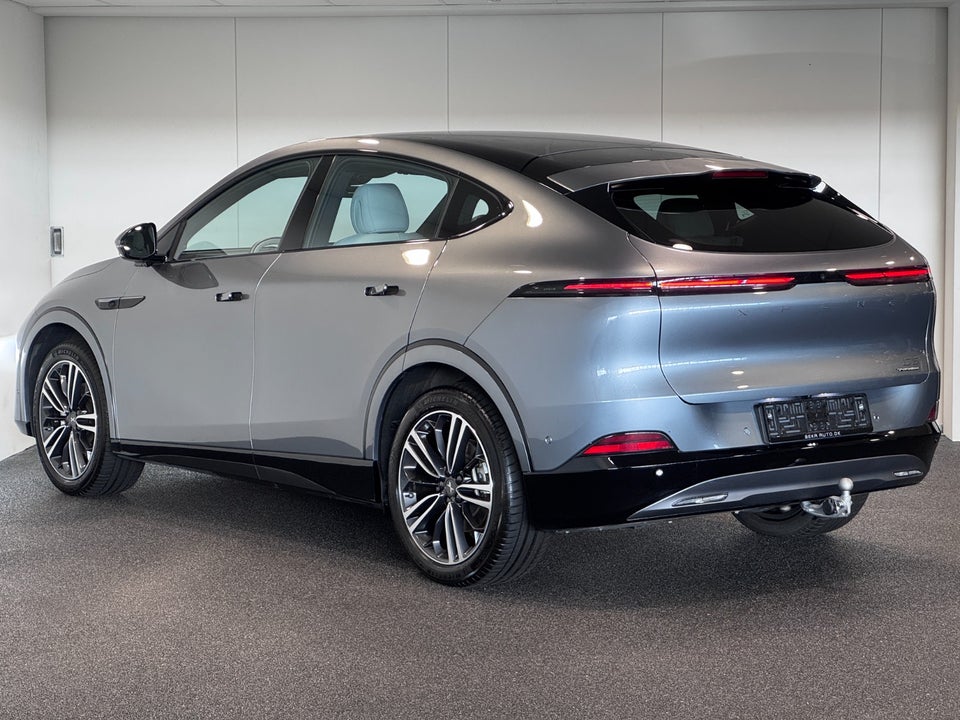 Xpeng G6 Performance 5d