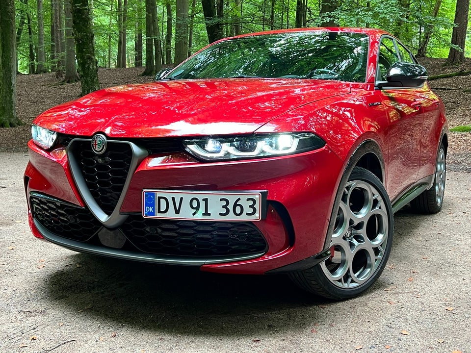 Alfa Romeo Tonale 1,3 PHEV Veloce Speciale aut. Q4 5d