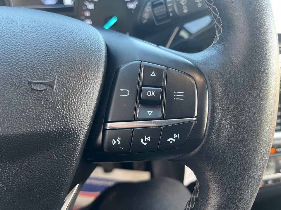 Ford Fiesta 1,0 EcoBoost mHEV Titanium 5d