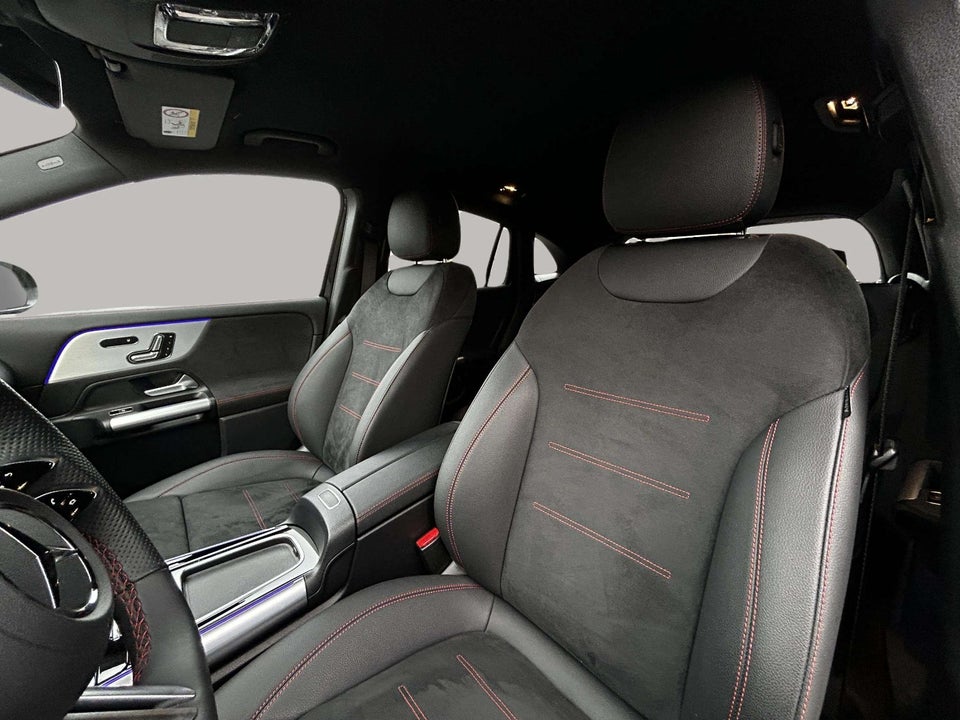 Mercedes EQA300 AMG Line 4Matic 5d