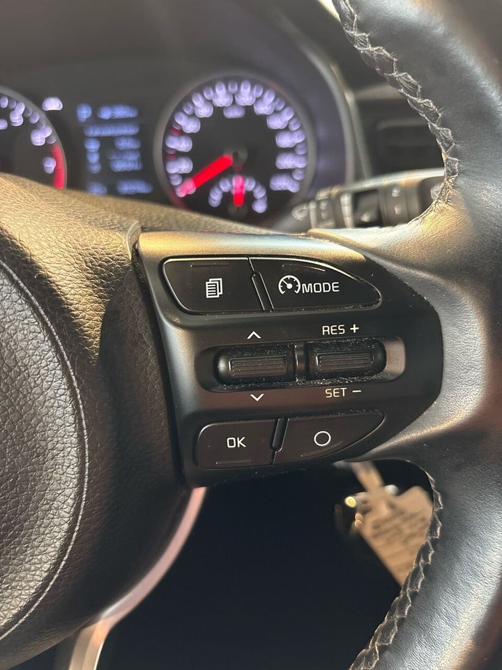 Kia Stonic 1,0 T-GDi Attraction+ DCT 5d