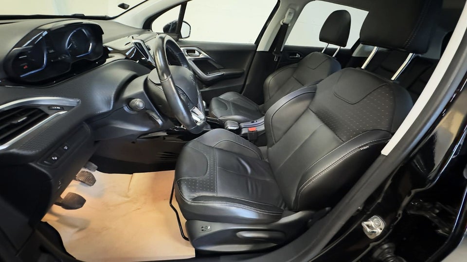 Peugeot 2008 1,2 e-THP 130 Allure Sky 5d