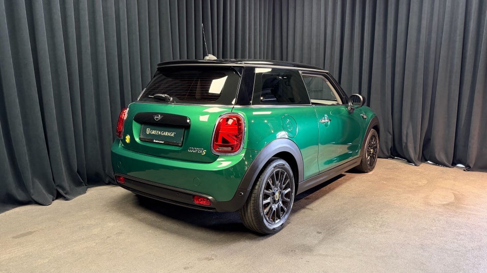 MINI Cooper SE Classic Trim 3d