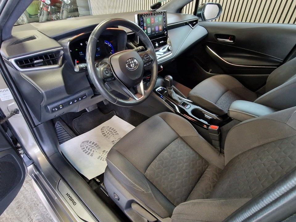 Toyota Corolla 2,0 Hybrid H3 Premium Touring Sports MDS 5d