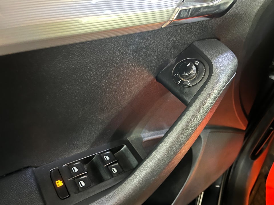 Skoda Octavia 2,0 TDi 150 Ambition DSG 5d