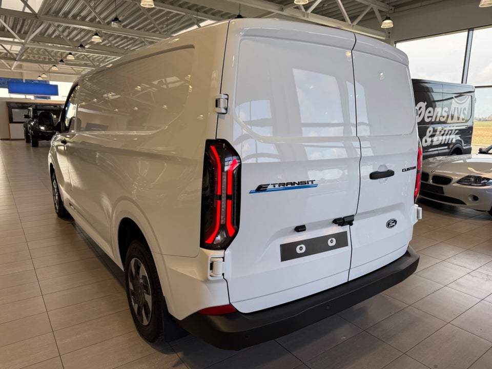 Ford E-Transit Custom 340L 64 Trend