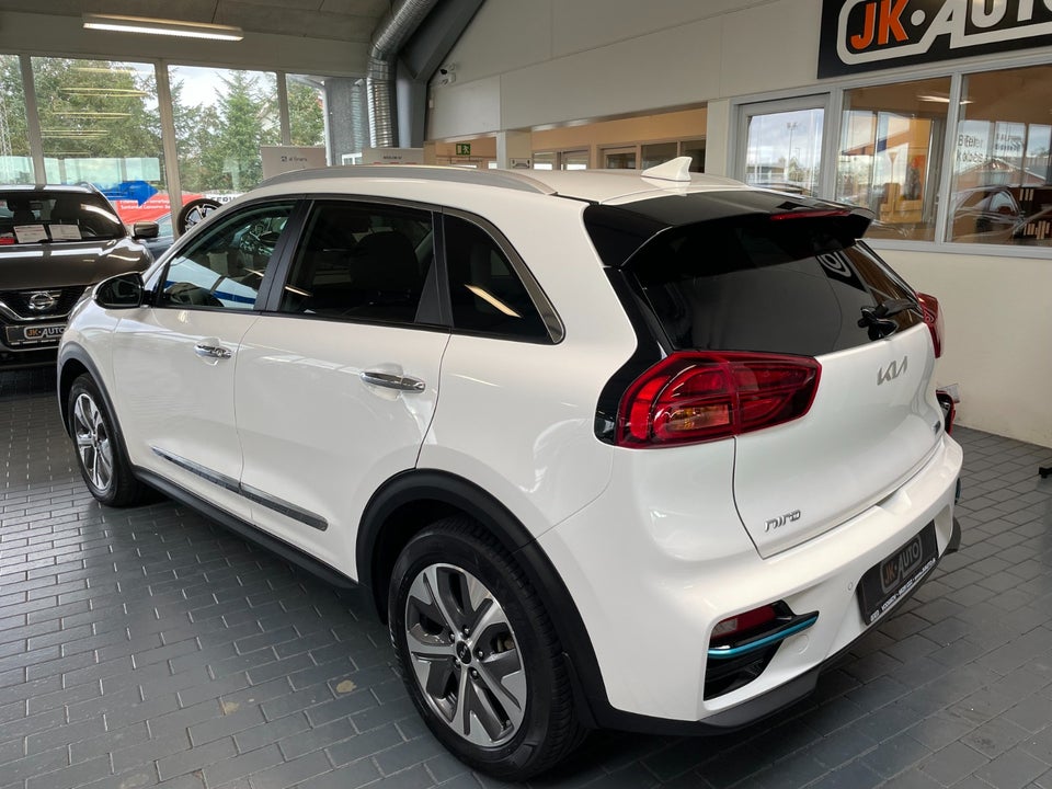 Kia e-Niro 64 Premium 5d