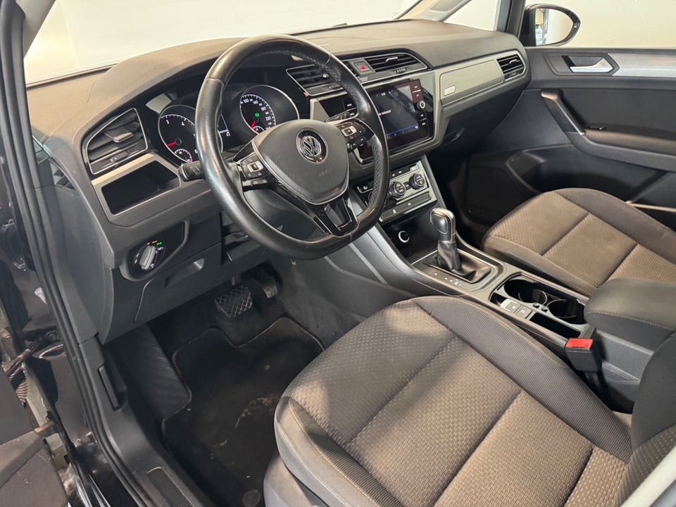 VW Touran 2,0 TDi 150 Comfortline 5d