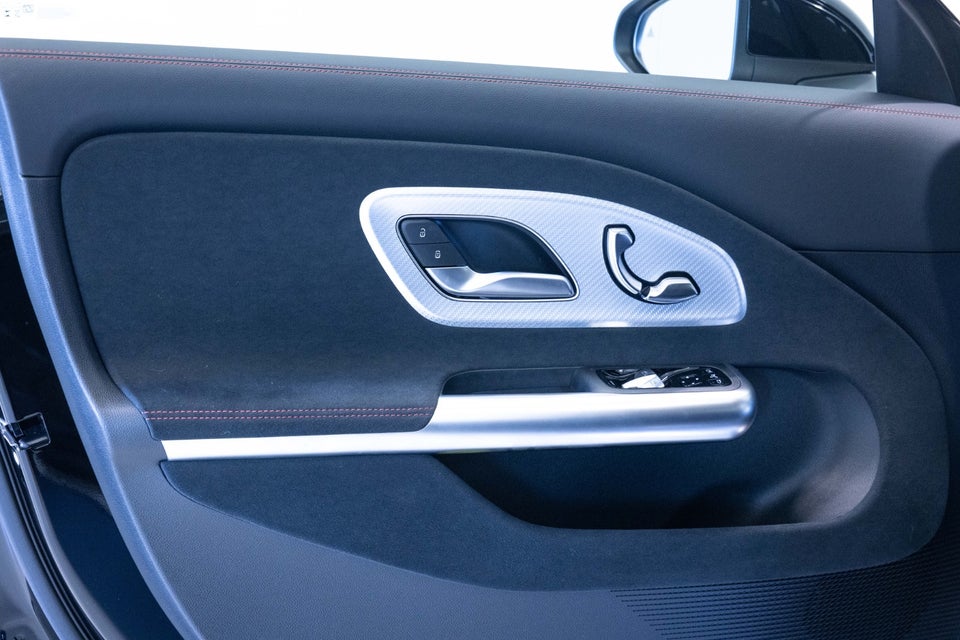 Mercedes CLA250+ EQ AMG Advance Plus 4d