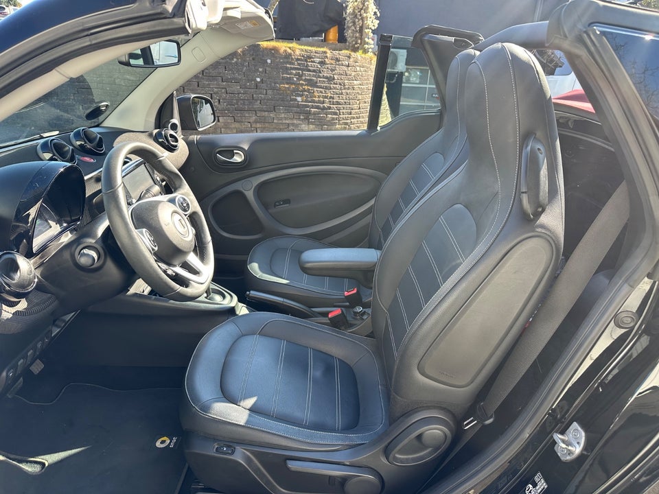 Smart Fortwo EQ Cabriolet 2d