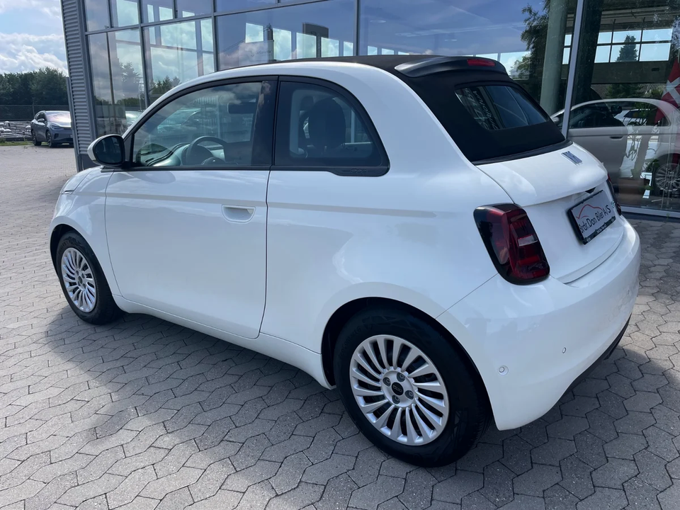 Fiat 500e 42 Icon Pack Cabrio 2d
