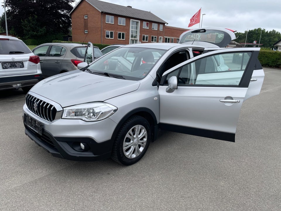 Suzuki S-Cross 1,0 Boosterjet Comfort 5d