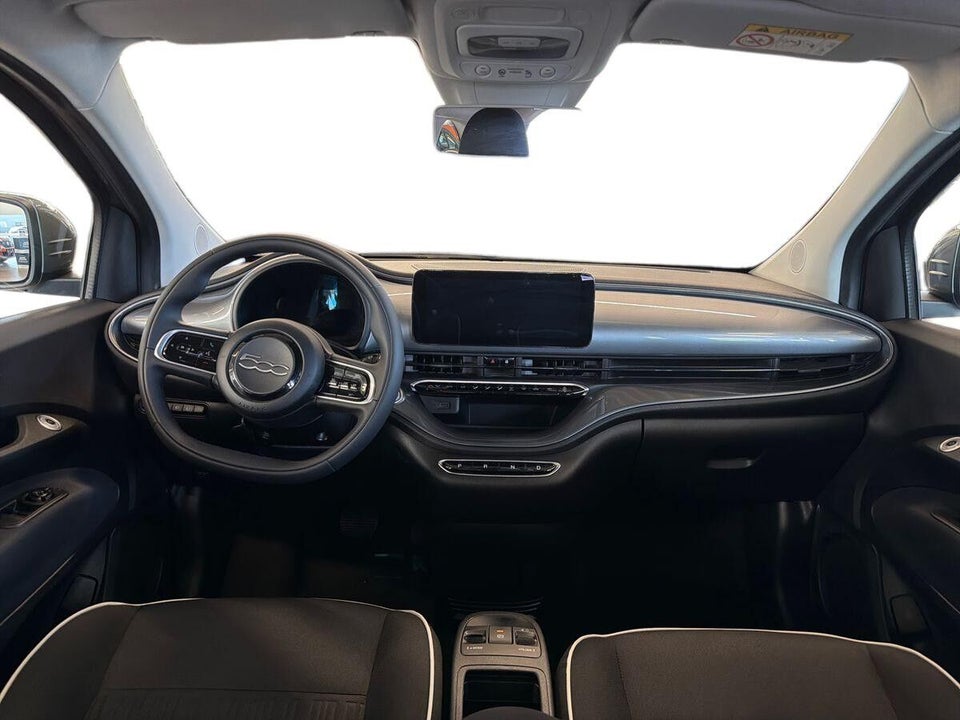 Fiat 500e 42 Icon 3d
