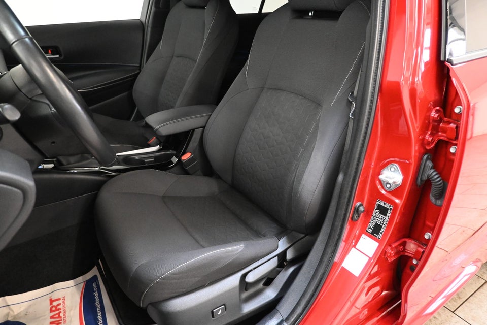 Toyota Corolla 1,8 Hybrid H3 Premium Touring Sports MDS 5d