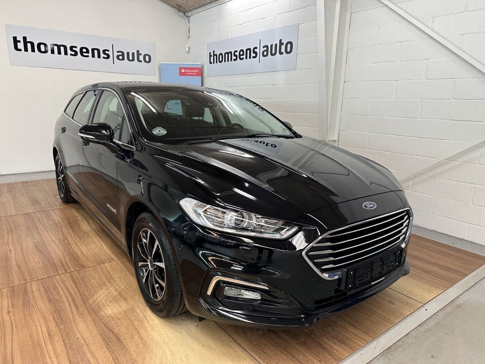 Ford Mondeo 2,0 HEV Titanium stc. CVT 5d