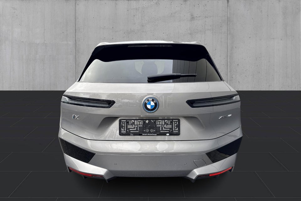 BMW iX xDrive40 5d