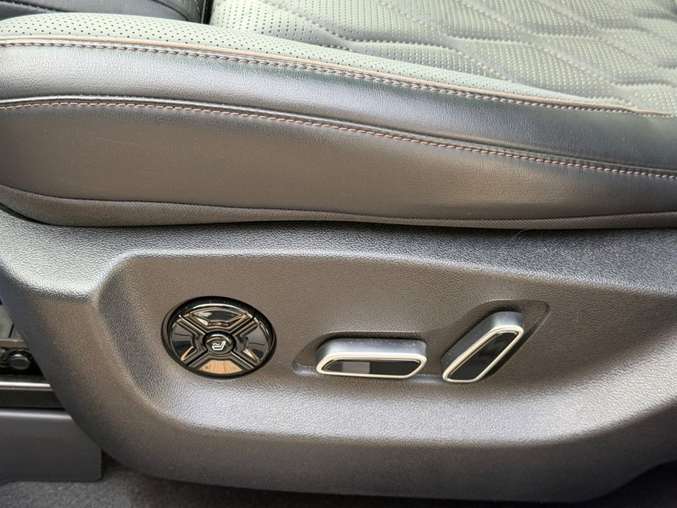 BYD Tang 109 Flagship AWD 7prs 5d