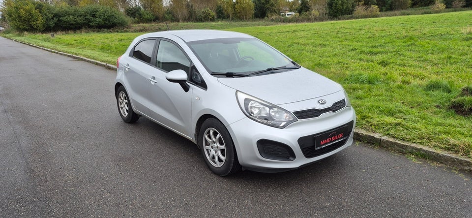 Kia Rio 1,2 CVVT Premium 5d