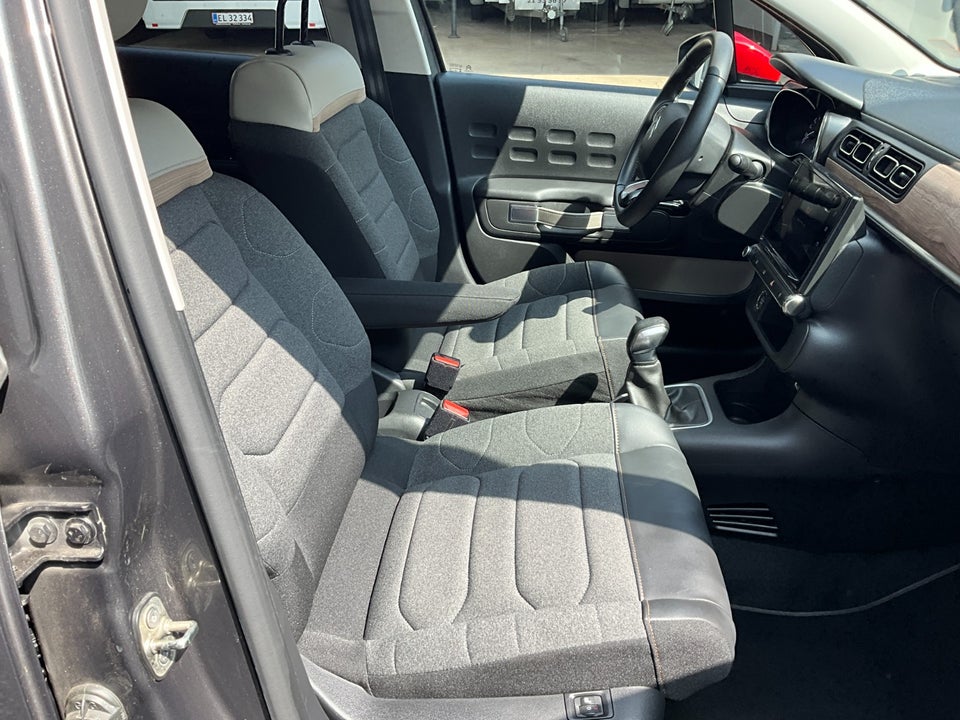 Citroën C3 1,2 PureTech 83 Shine Sport 5d