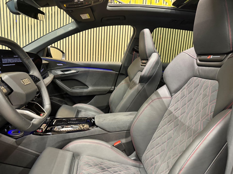 Audi SQ6 e-tron quattro 5d