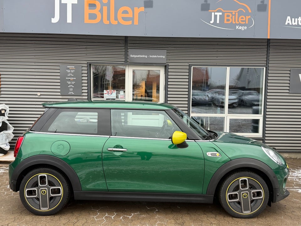 MINI Cooper SE Trim L 3d