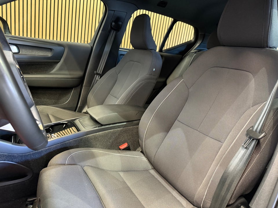 Volvo XC40 P6 ReCharge Core 5d