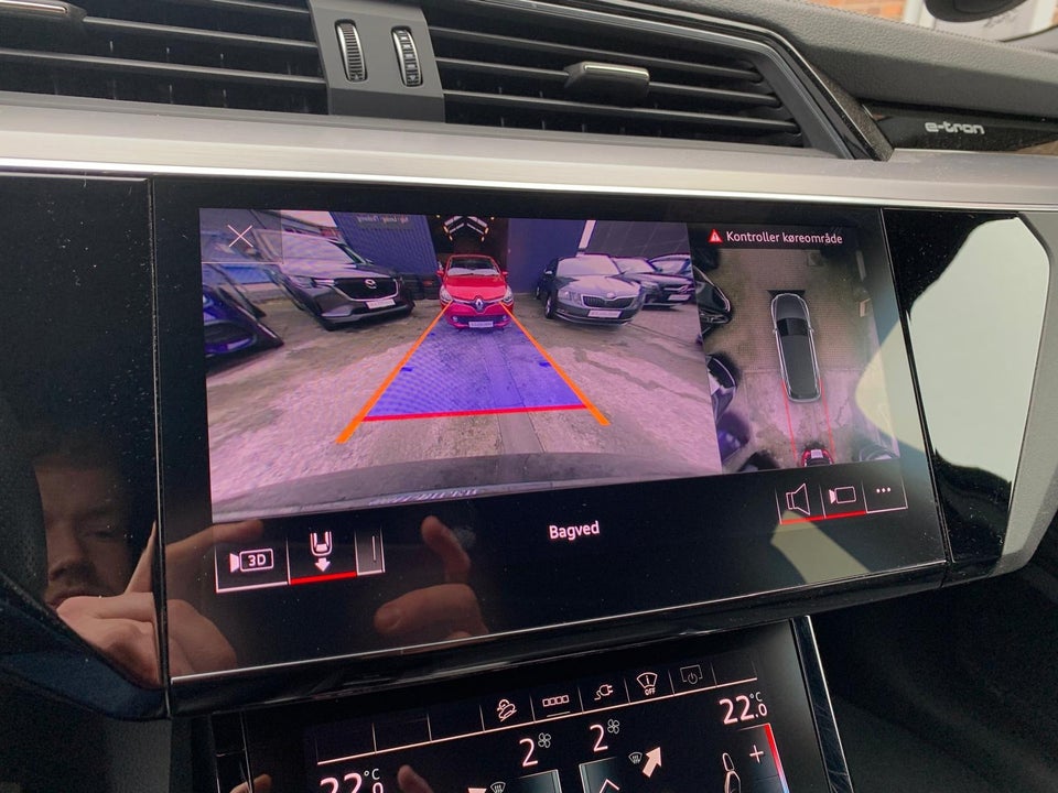 Audi e-tron 55 S-line quattro 5d