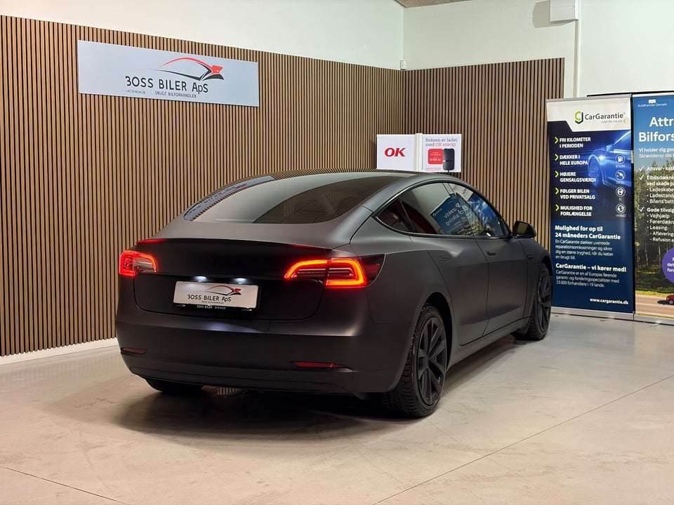 Tesla Model 3 Long Range AWD 4d