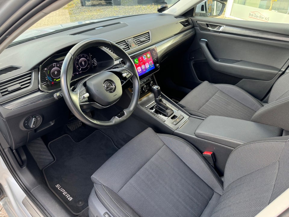 Skoda Superb 1,4 TSi iV Plus Combi DSG 5d