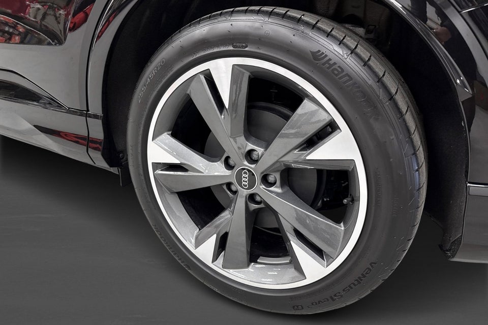 Audi Q4 e-tron 45 S-line Edition 5d