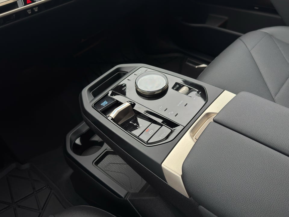 BMW iX xDrive40 5d
