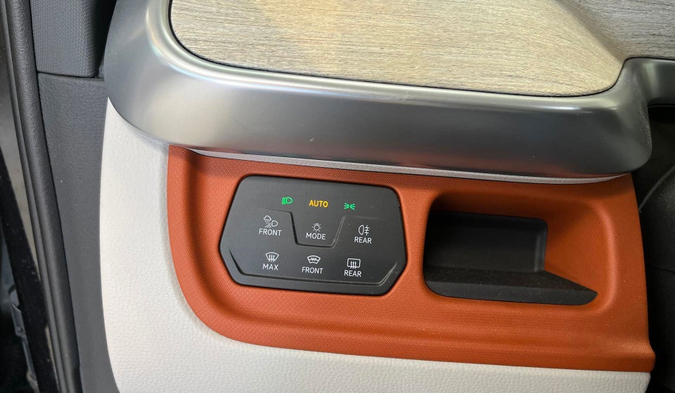 VW ID.Buzz 77 Pro SWB 5d