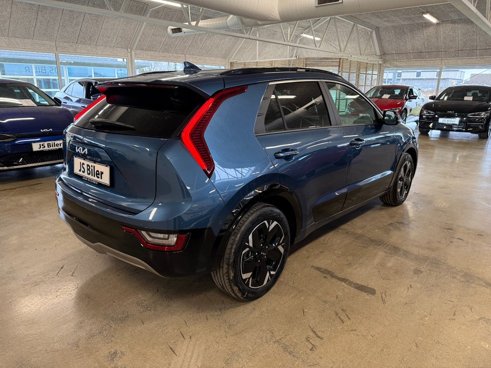 Kia Niro 64 EV Upgrade 5d