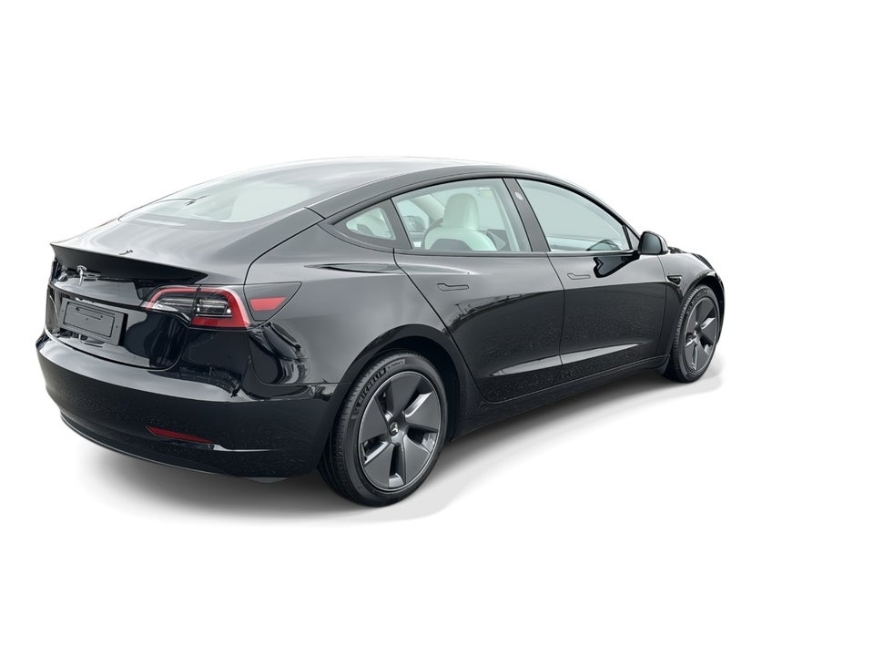 Tesla Model 3 RWD 4d