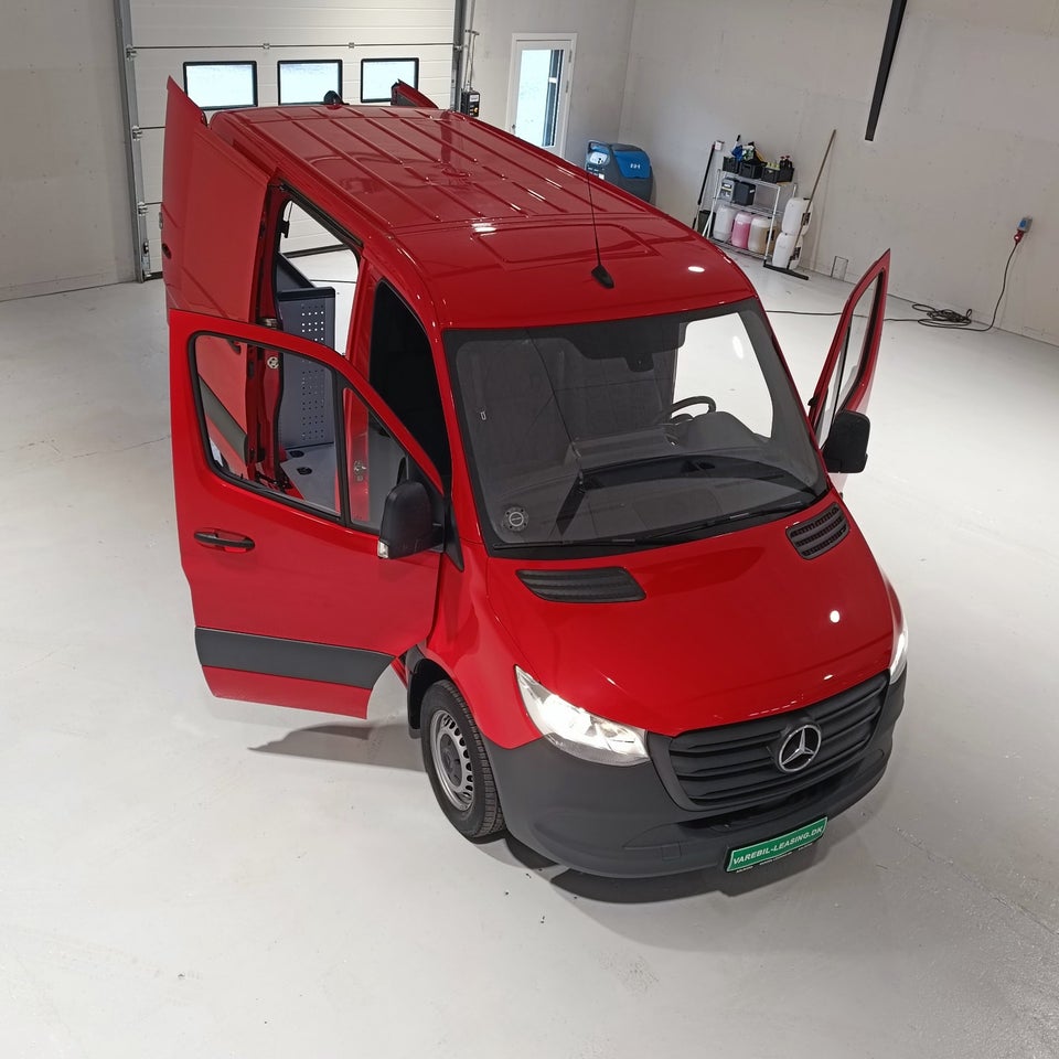 Mercedes Sprinter 215 2,0 CDi A1 Kassevogn aut. FWD
