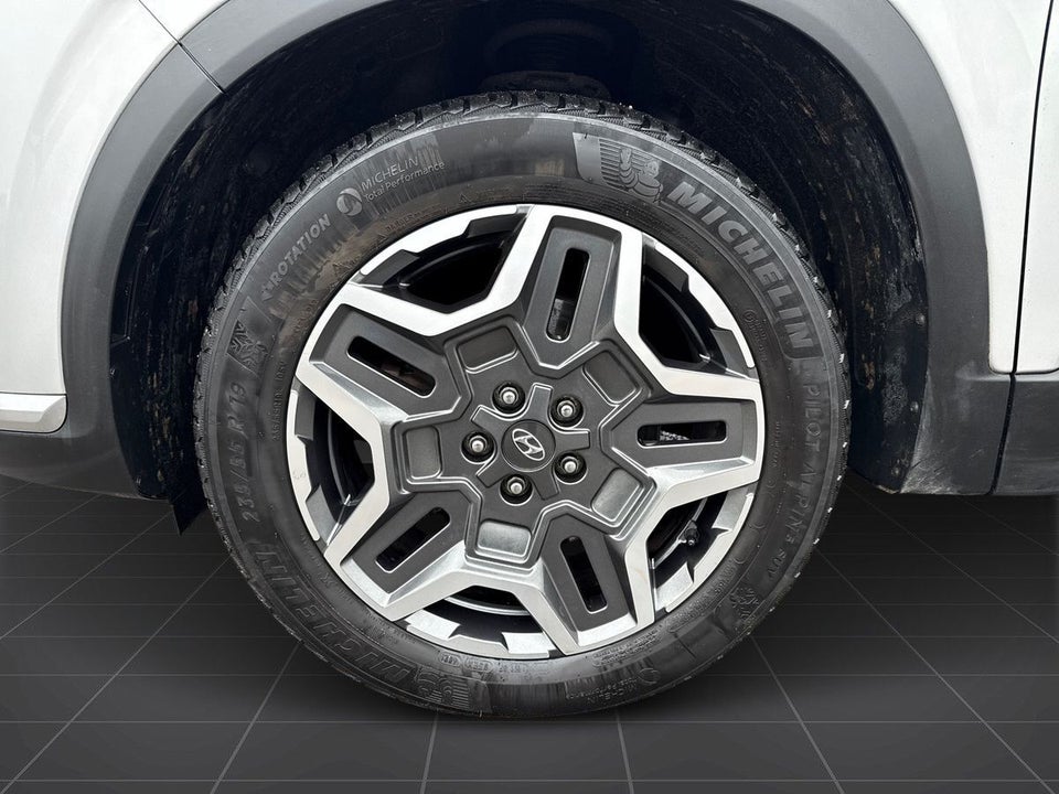 Hyundai Santa Fe 1,6 PHEV Essential aut. 4WD 7prs 5d