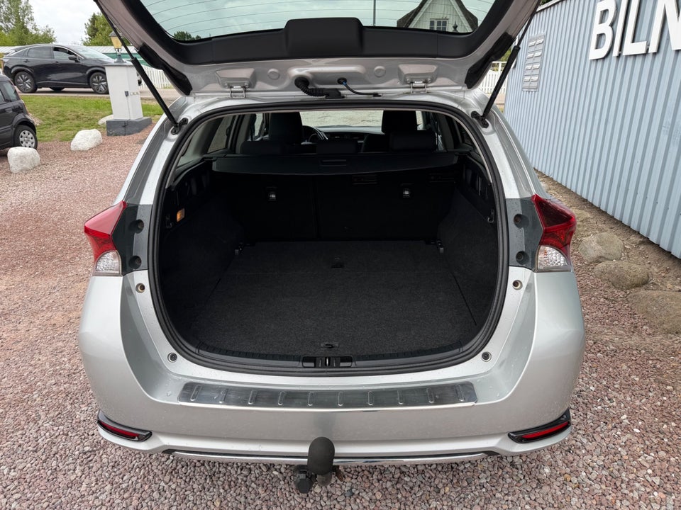 Toyota Auris 1,8 Hybrid H2 Comfort Touring Sports CVT 5d