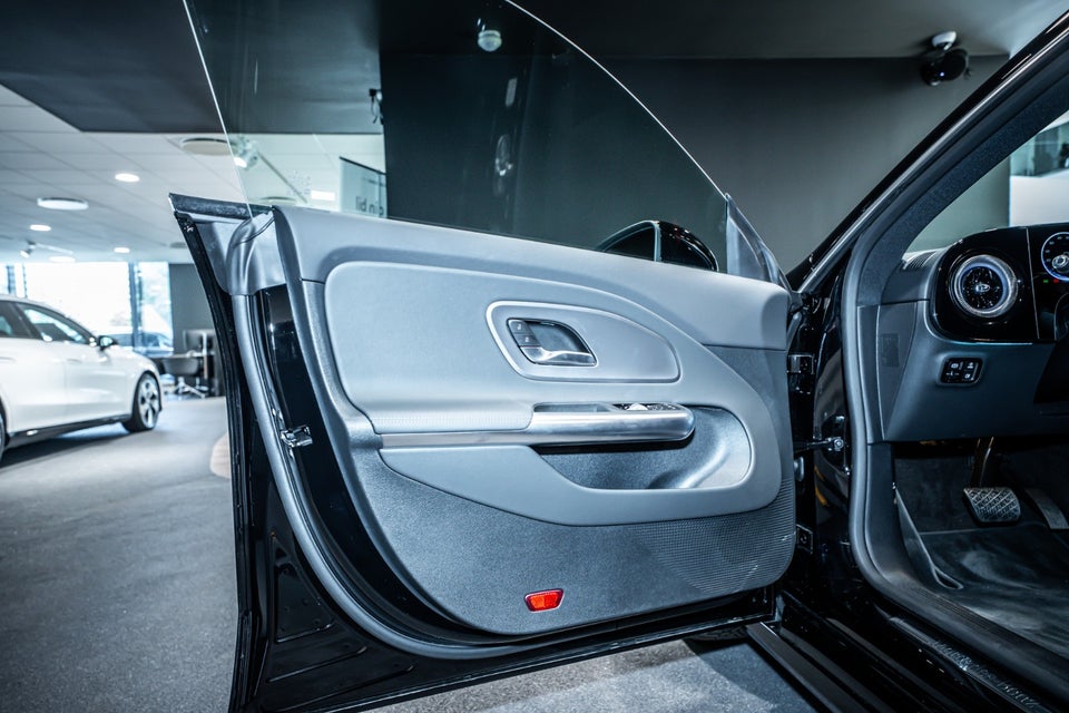 Mercedes CLA250+ EQ Progressive Advance Plus 4d