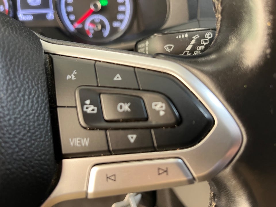 VW Transporter 2,0 TDi 150 Kassevogn DSG 4Motion kort