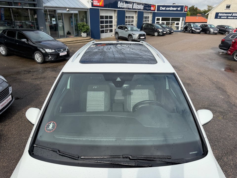 VW Touran 1,5 TSi 150 R-line DSG 7prs 5d