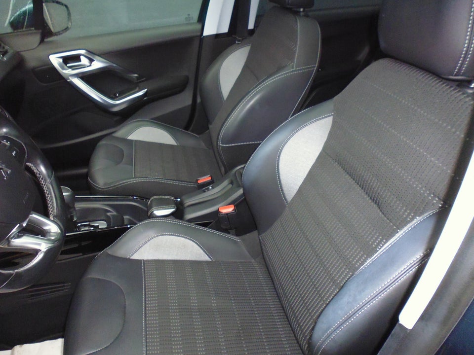 Peugeot 2008 1,2 e-THP 110 Allure Sky EAT6 5d