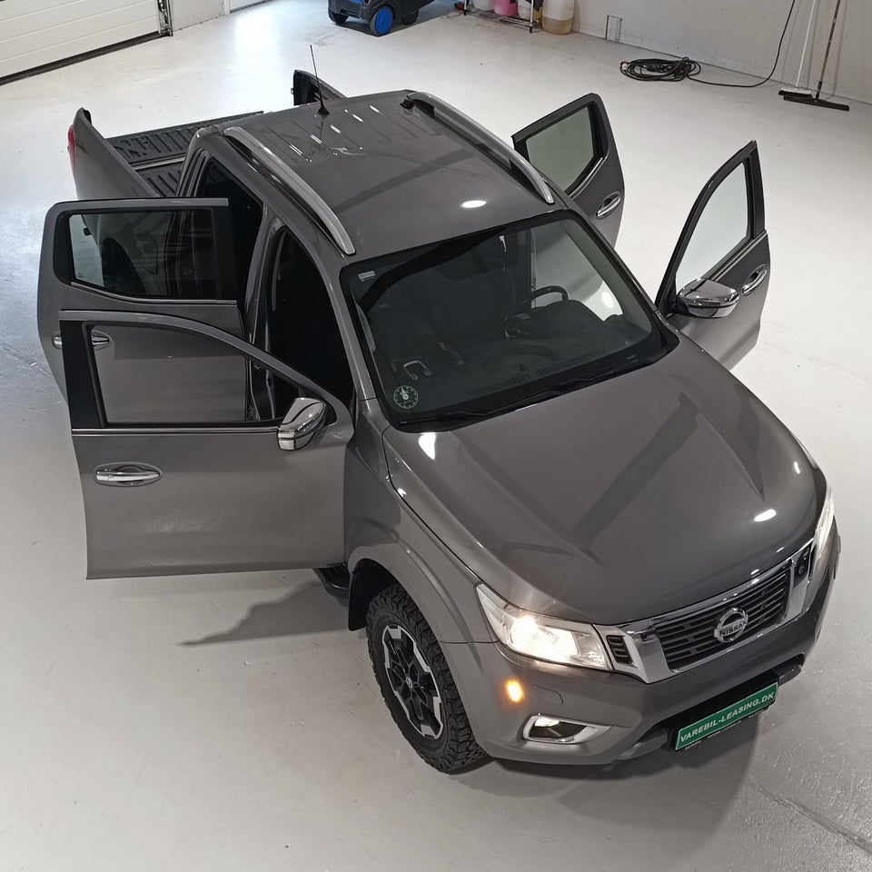 Nissan Navara 2,3 dCi 190 Db.Kab Tekna aut. 4d