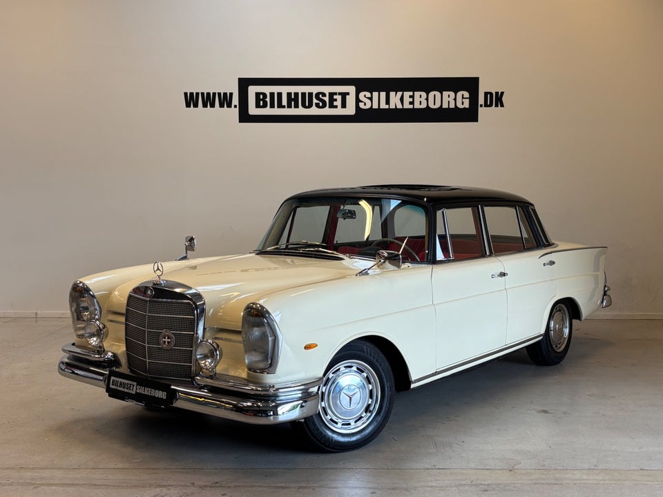 Mercedes 220 SE 2,2 4d