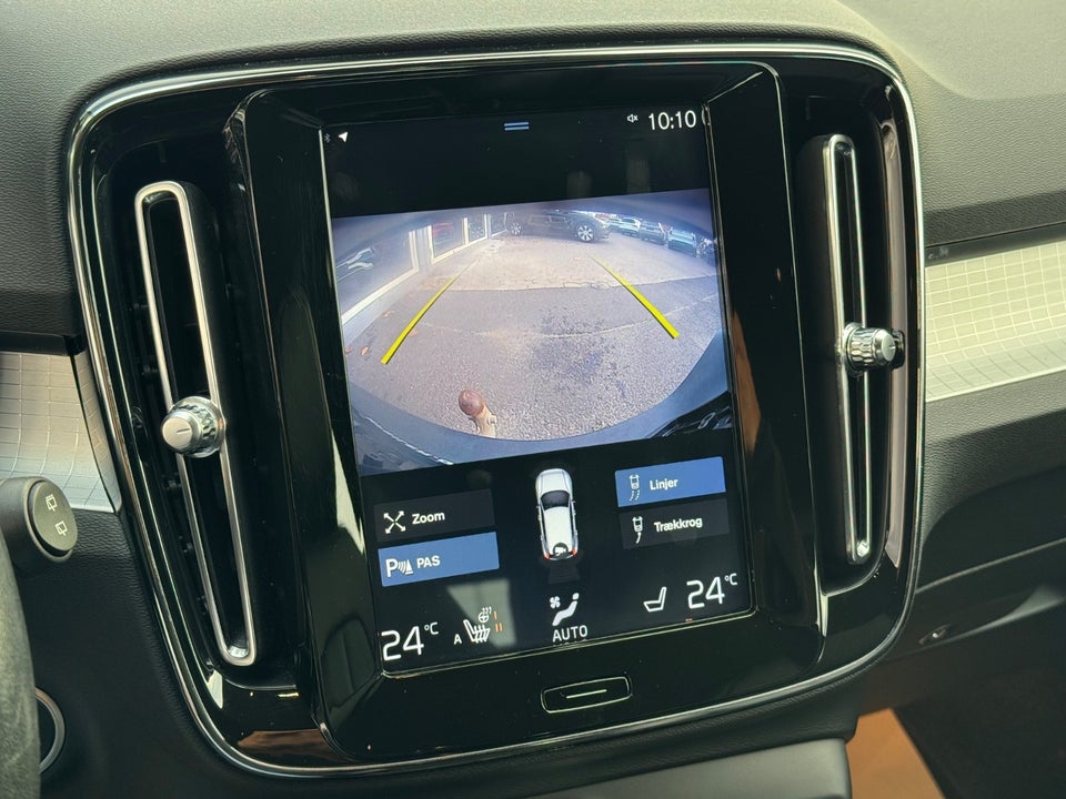 Volvo XC40 2,0 D4 190 Momentum aut. AWD 5d