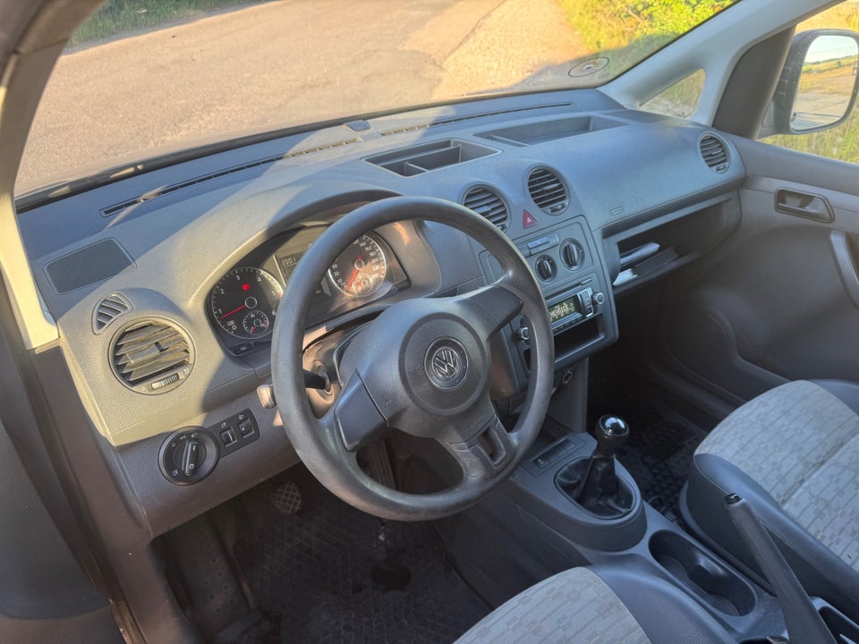 VW Caddy 1,6 TDi 75 Trendline BMT Van 4d