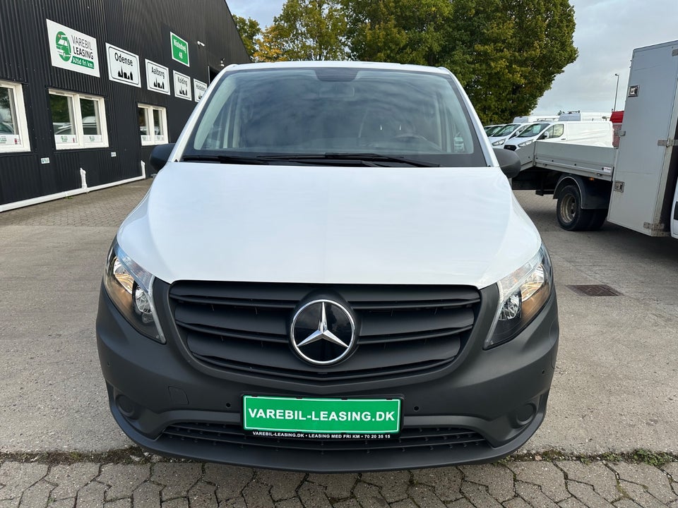 Mercedes eVito 129 Tourer PRO L Van