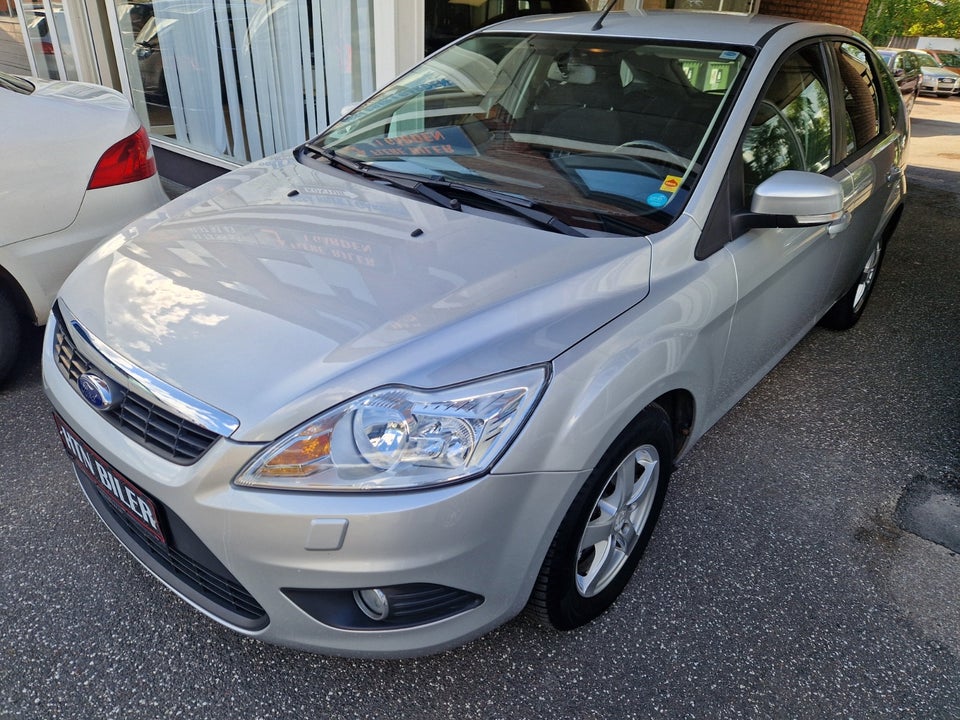 Ford Focus 1,6 Titanium 5d