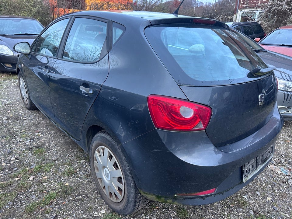 Seat Ibiza 1,4 16V Reference ST 5d