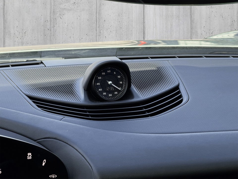 Porsche Taycan 4S Performance+ 4d