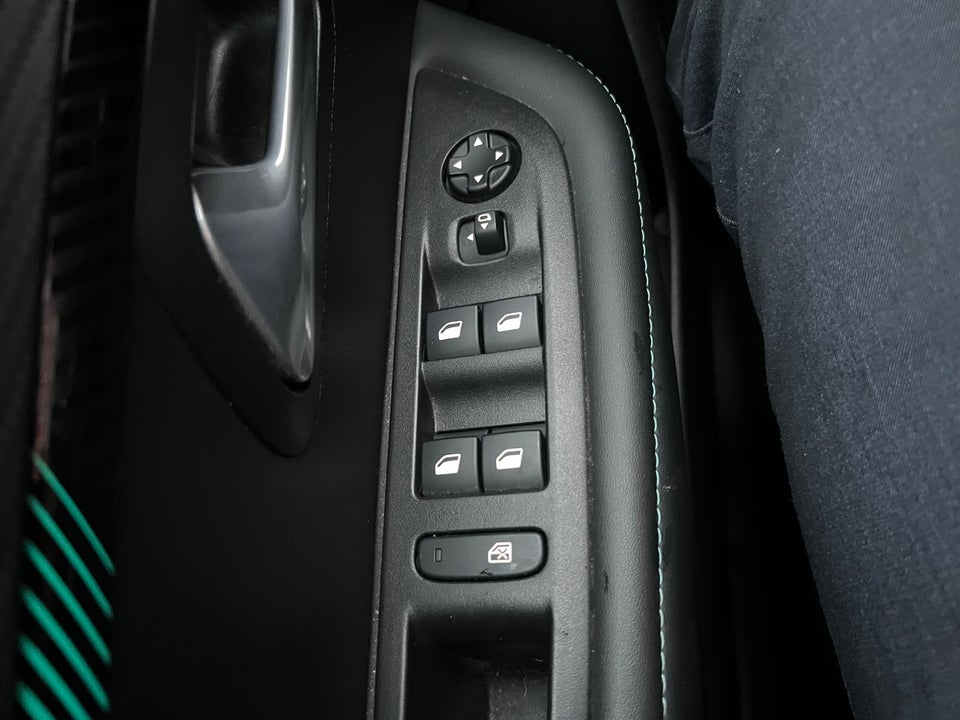 Peugeot 208 1,5 BlueHDi 100 Allure 5d